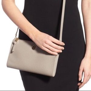 NWOT Tory Burch Taupe/Gold Crossbody Wallet/Purse or Clutch Purse pebbled leath